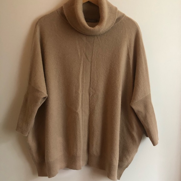 Nieman Marcus Cashmere Collection turtleneck sweater - Picture 2 of 5